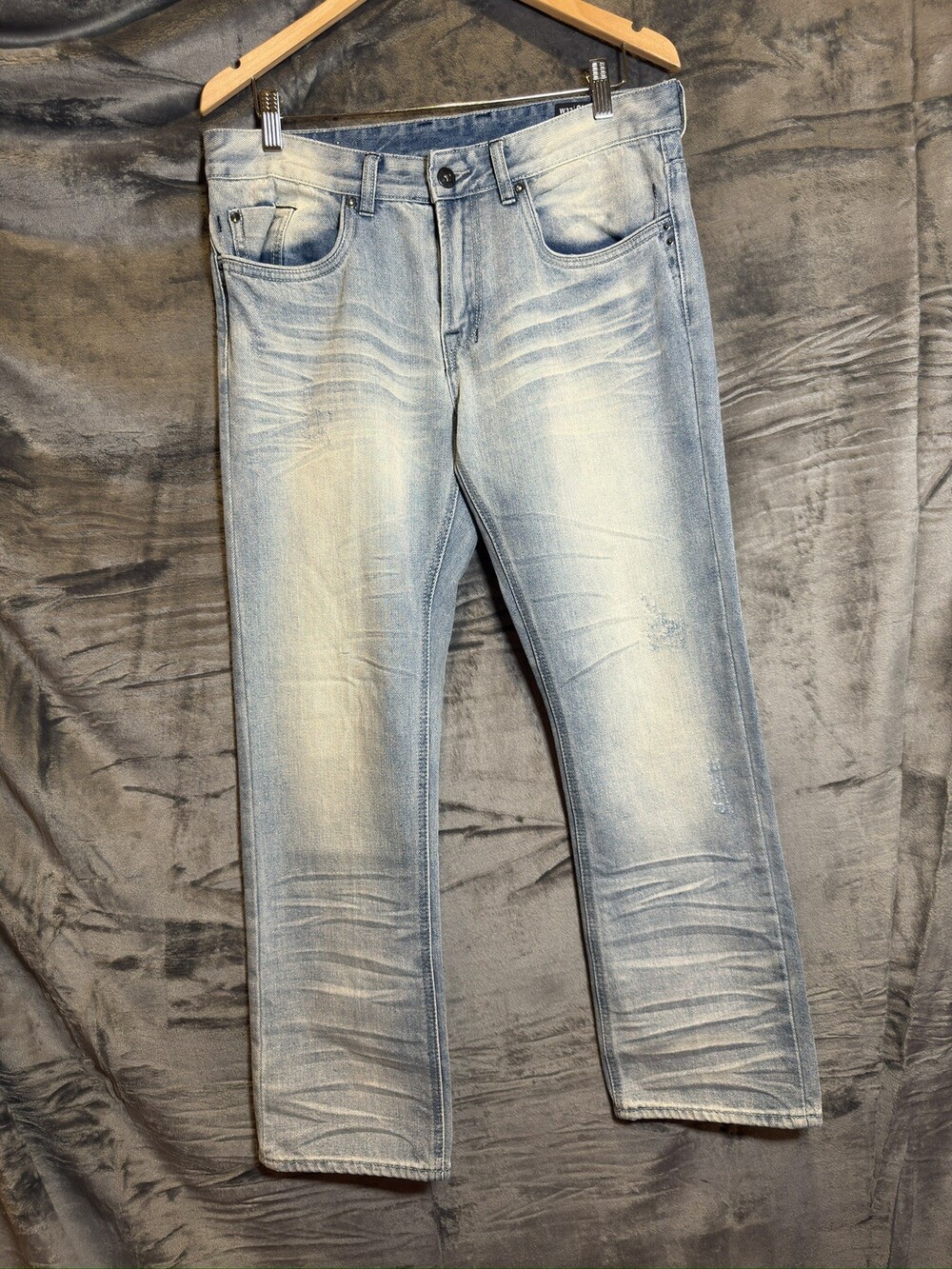 Buffalo David Bitton UniversalAsh Jeans Men's 33/30 Light Wash Straight Leg Slim